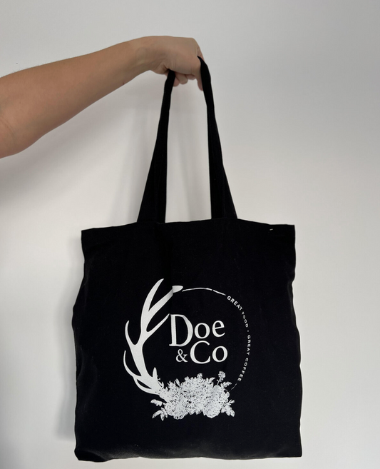 Doe & Co Shoulder Tote